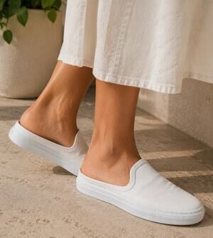 Jenni Kayne White Canvas Slider Slip On Sneakers Mules Women’s Size 40 9.5